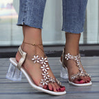 Summer sandal with a high square heel
