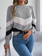 Casual sweater with wide sleeves