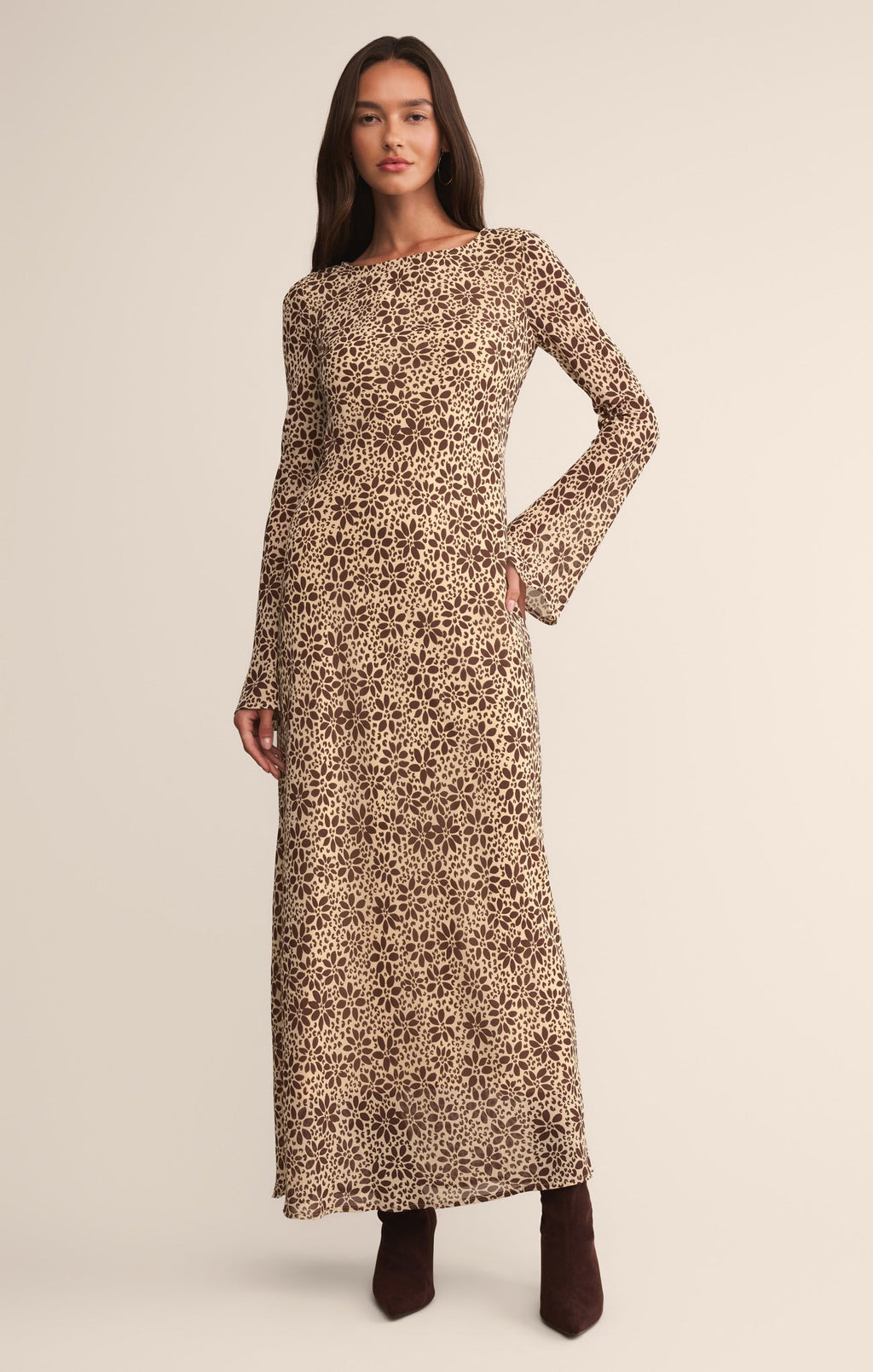 Robe longue Campbell - Robe de soirée en crêpe à manches longues et col bateau pour femme