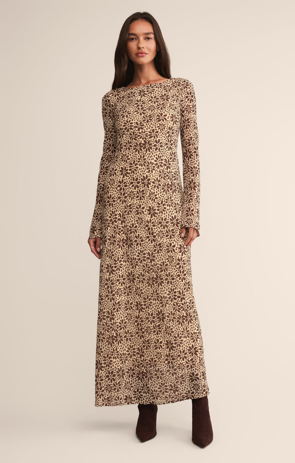 Robe longue Campbell - Robe de soirée en crêpe à manches longues et col bateau pour femme