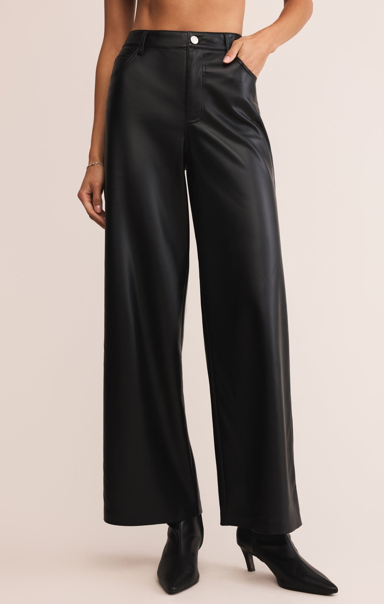 Pantalon en similicuir coupe large Marli - Pantalon taille haute en polyuréthane ultra-doux pour femme