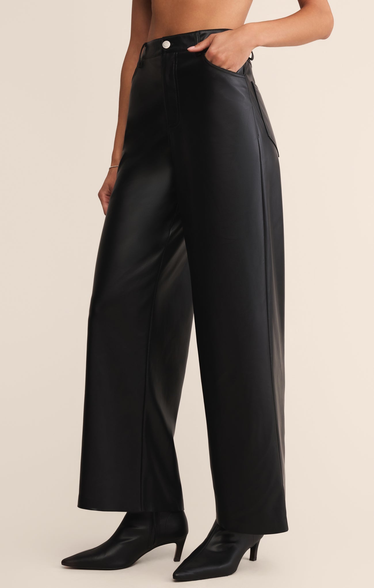 Pantalon en similicuir coupe large Marli - Pantalon taille haute en polyuréthane ultra-doux pour femme